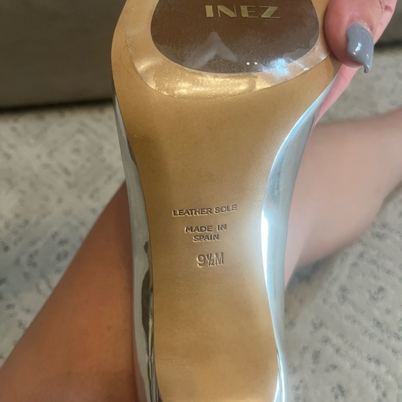 Inez Alta Silver Metallic Heels - Picture 6 of 7